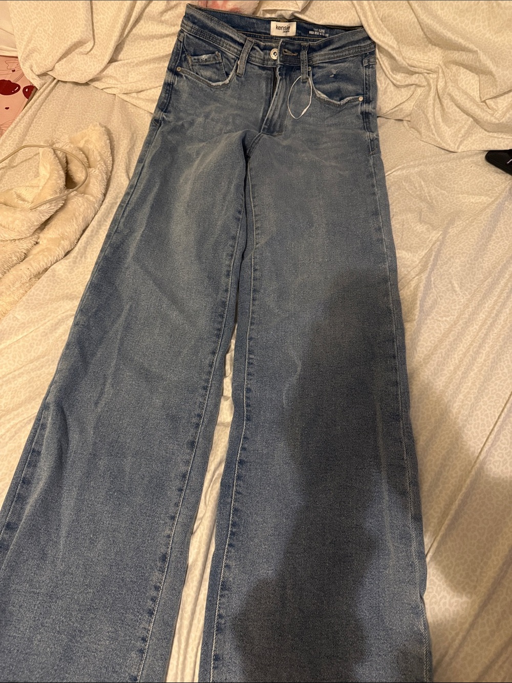 Kensie Wide-Leg Jeans in Medium Blue Denim